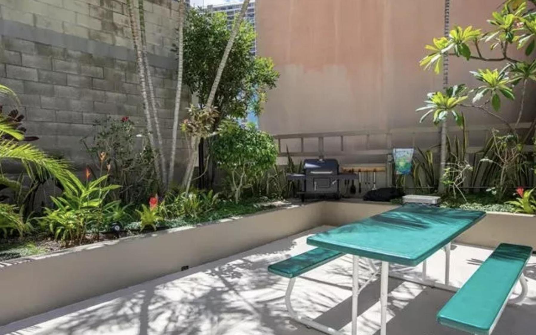 הונולולו Gem Of Waikiki At Inn On The Park מראה חיצוני תמונה