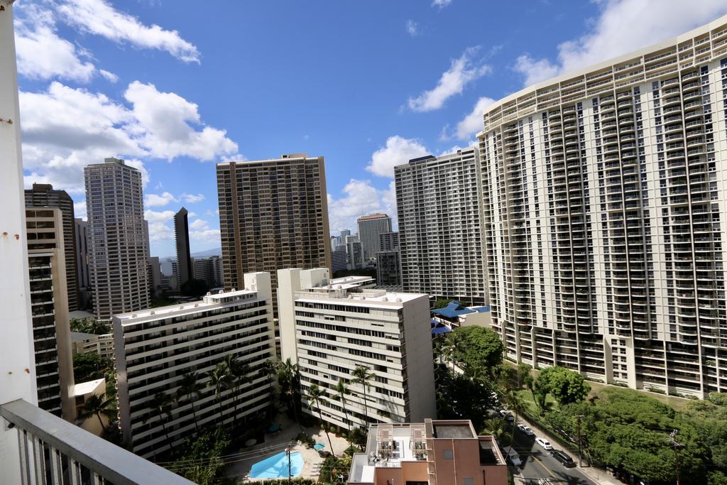 הונולולו Gem Of Waikiki At Inn On The Park מראה חיצוני תמונה
